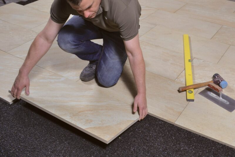Verlegung von Terrassenplatten